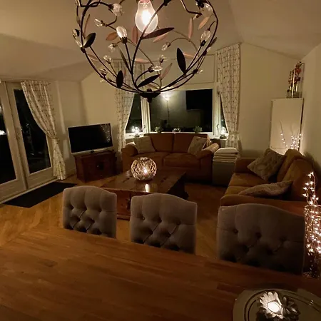 Chalet Felicity - Family In The Forest *