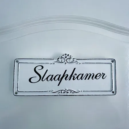 Felicity - Family In The Forest Chalet Beekbergen