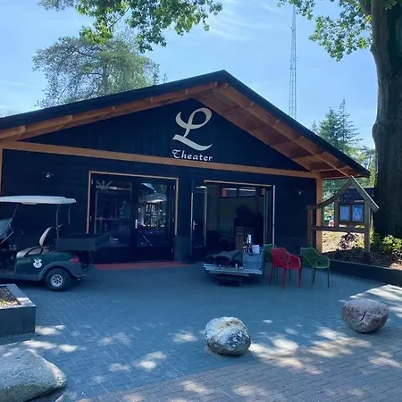 Felicity - Family In The Forest * Бикберген