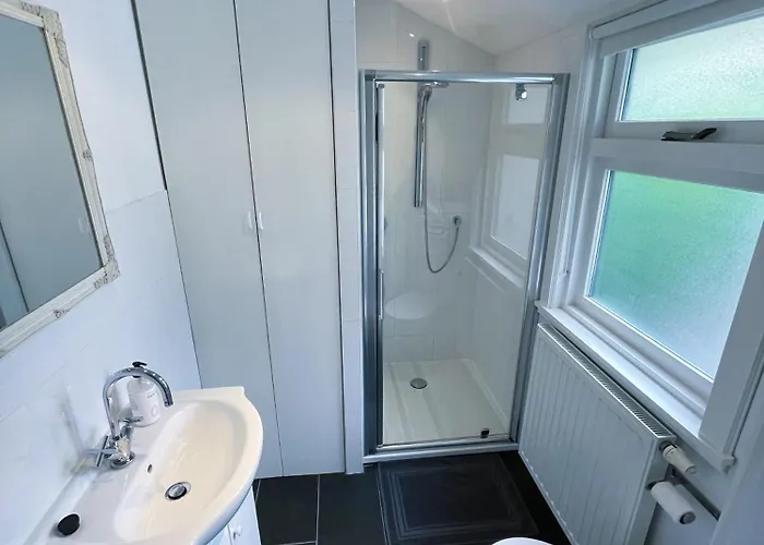 Felicity - Family In The Forest * Beekbergen