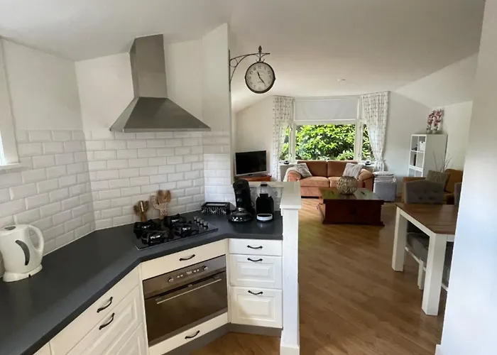 Chalet Felicity - Family In The Forest *