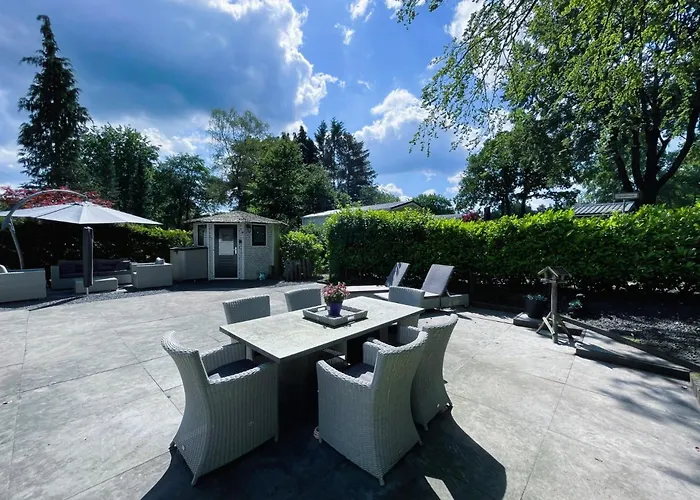 Chalet Felicity - Family In The Forest Beekbergen