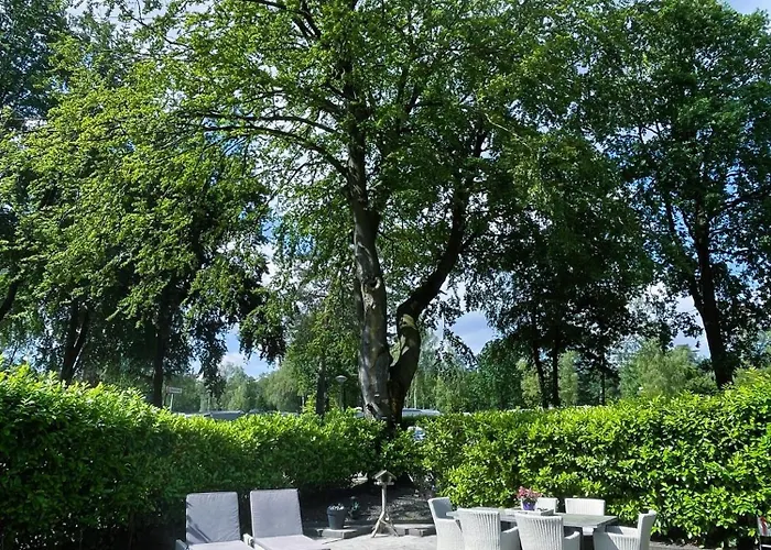 Felicity - Family In The Forest Chalet Beekbergen